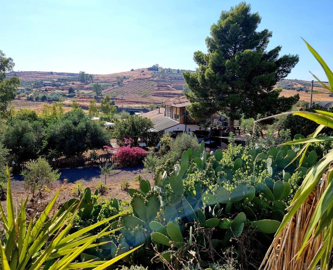 Sunset Valley Village Motta Sant'Anastasia Exterior photo